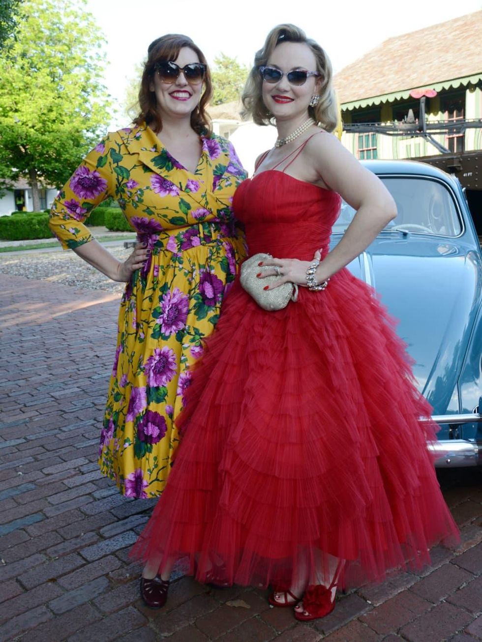 Sarah Fullhart, Caitlin Hebert