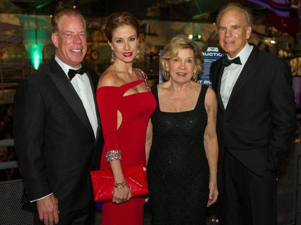 Scott Ginsburg, Gina Ginsburg and Marianne and Roger Staubach, fof gala