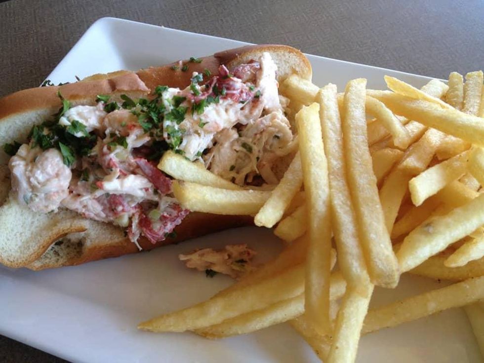 Sea Breeze Lobster Roll