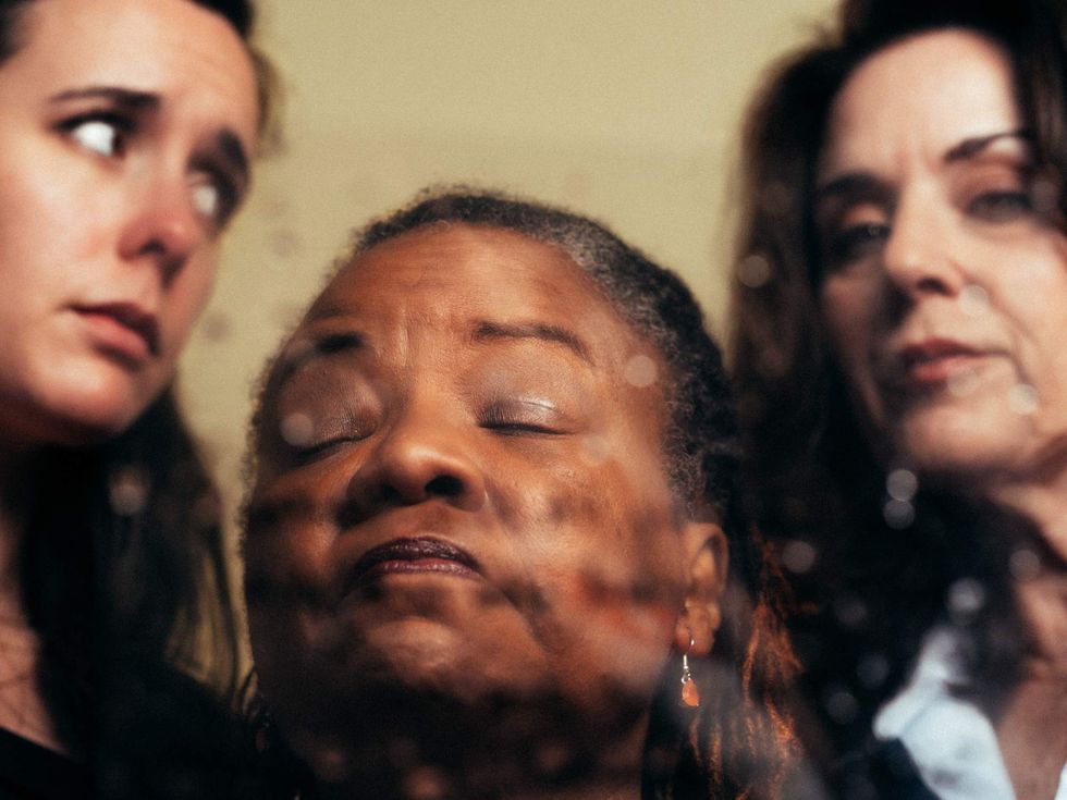 Second Thought Theatre presents Hang