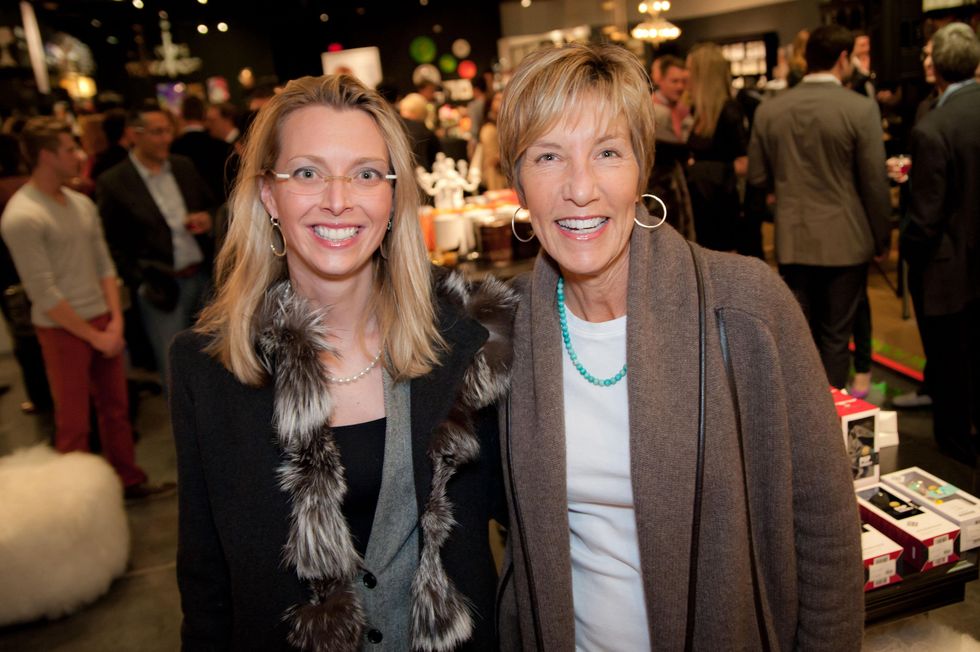 Shelle Carrig, Becky Frey