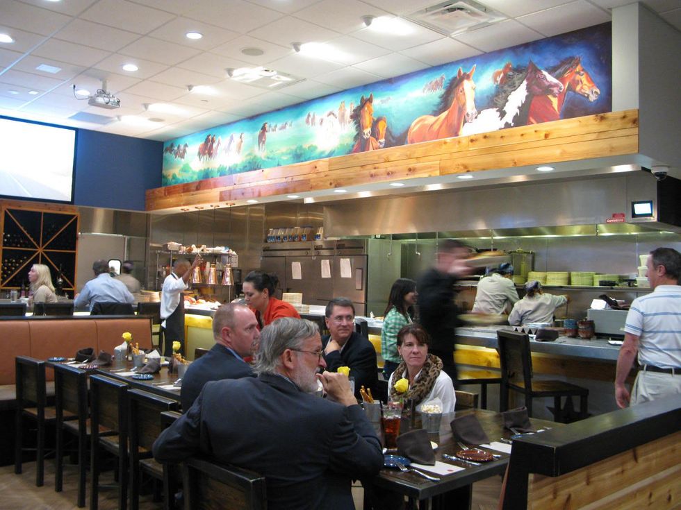 Sky Canyon, Love Field, interior