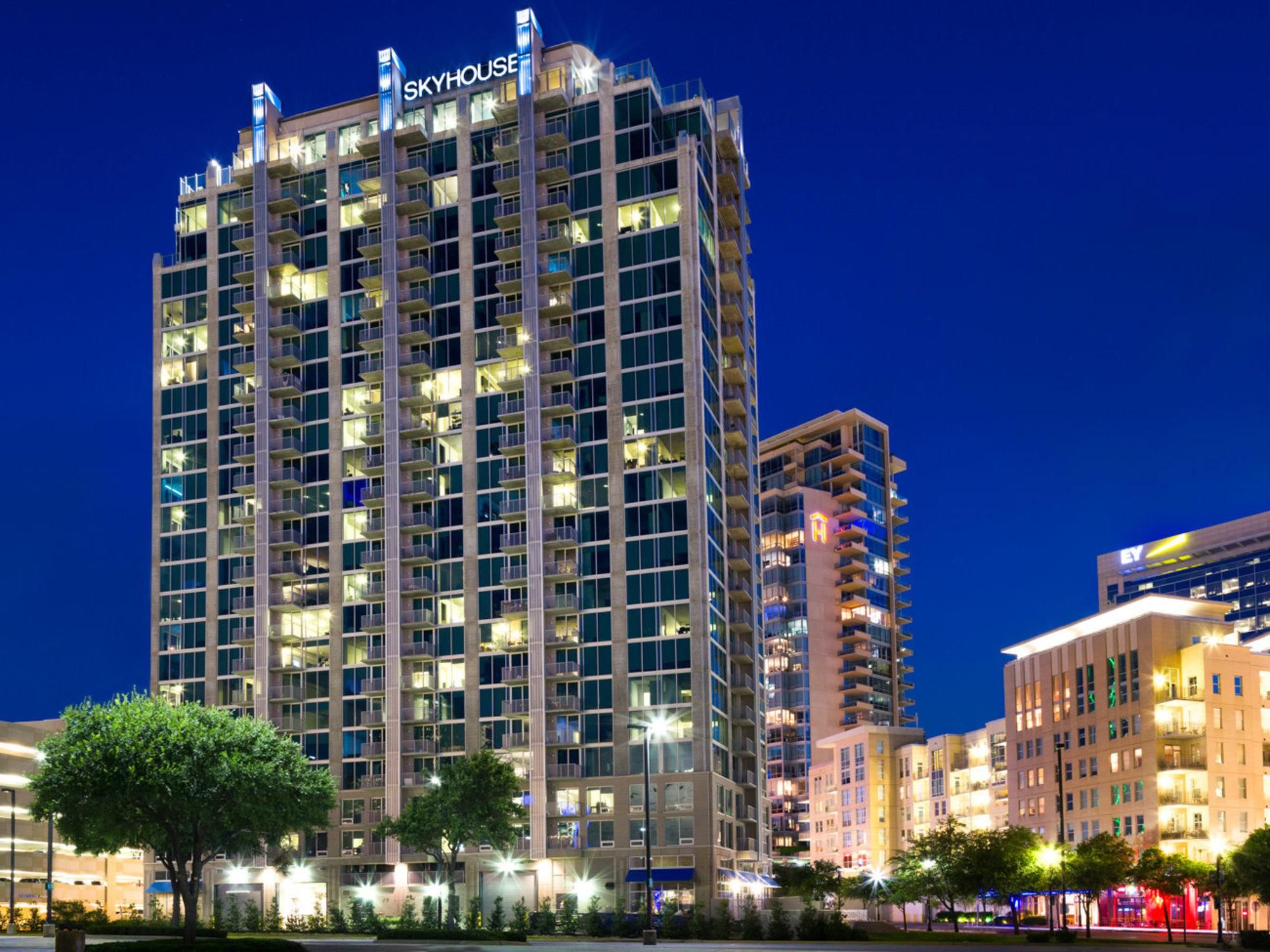 SkyHouse Dallas apartments