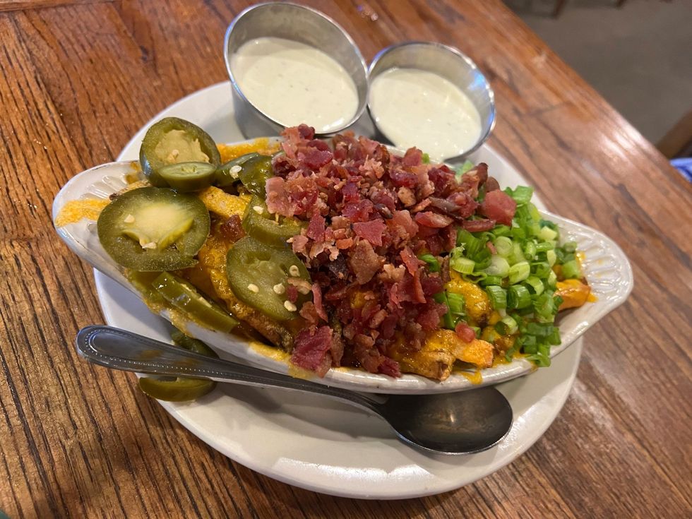 Snuffer's loaded fries