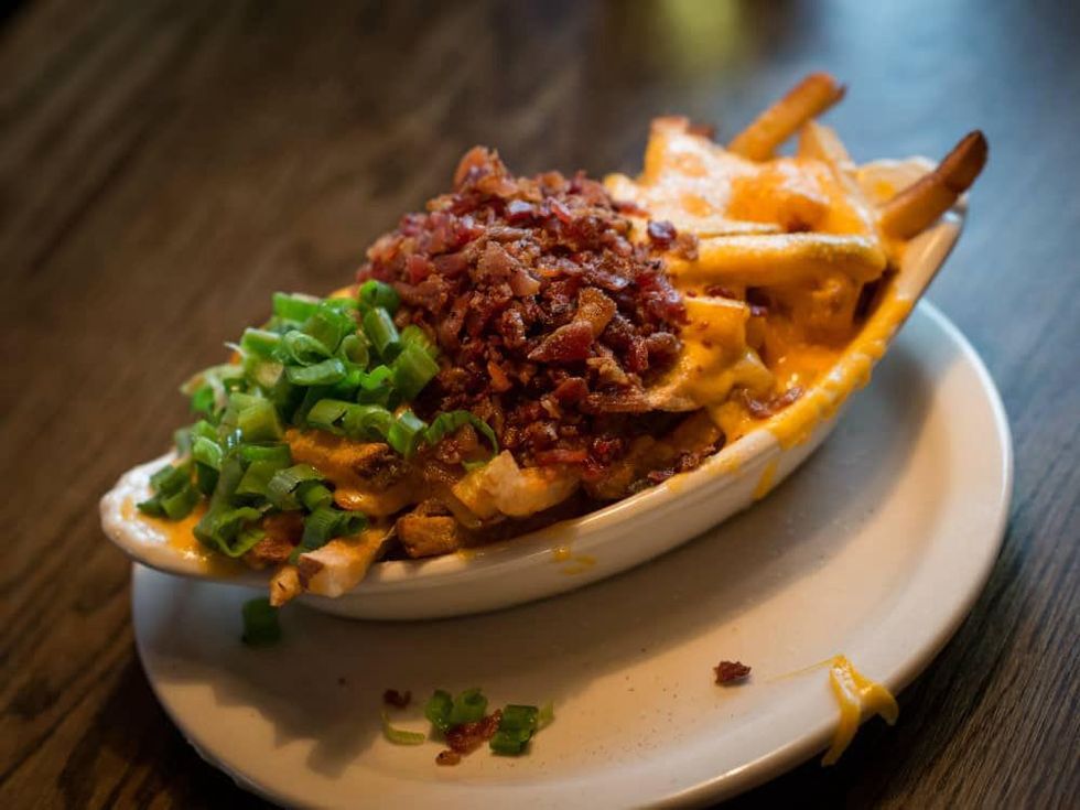 snuffers cheese fries