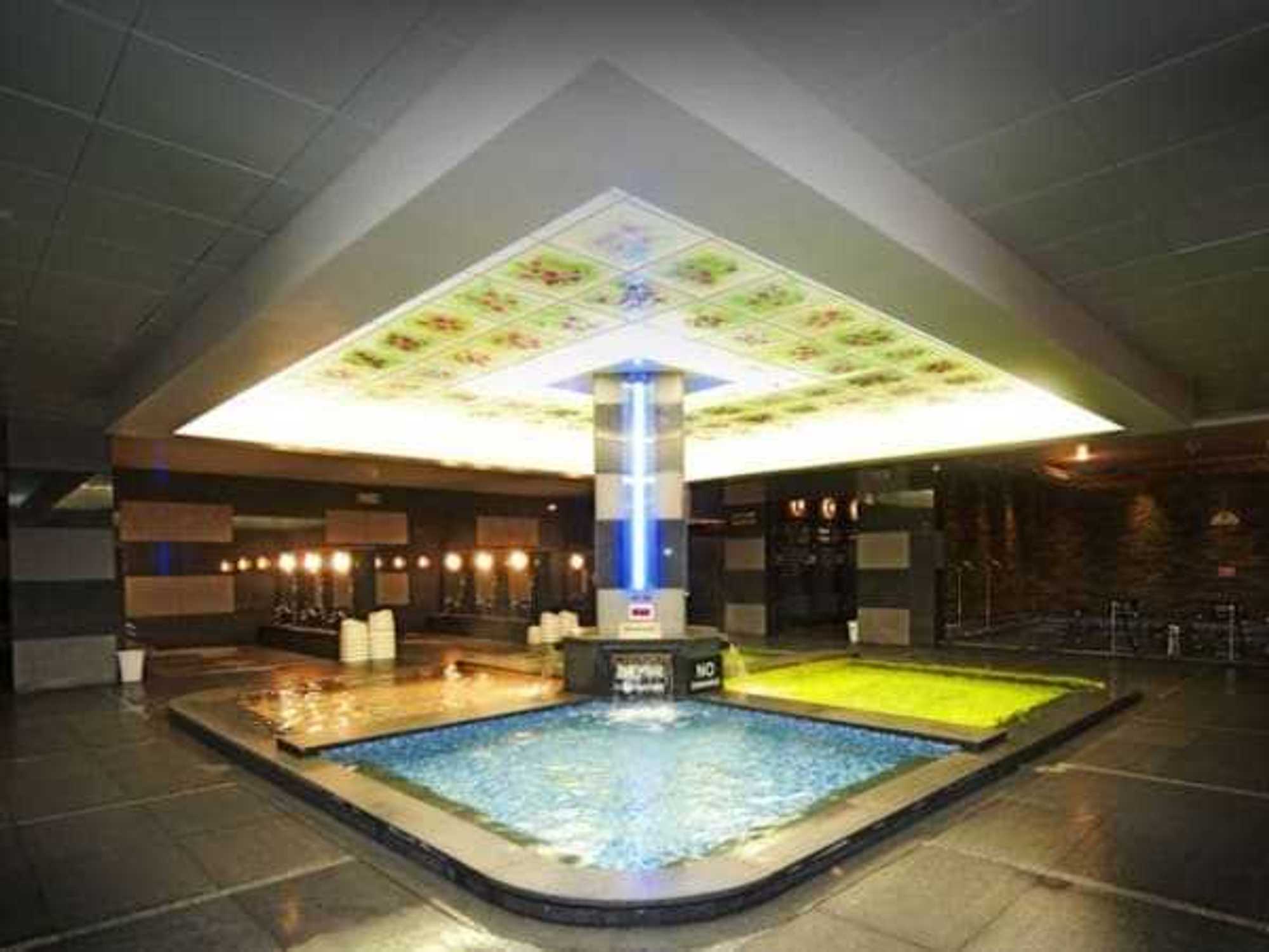 Spa Castle