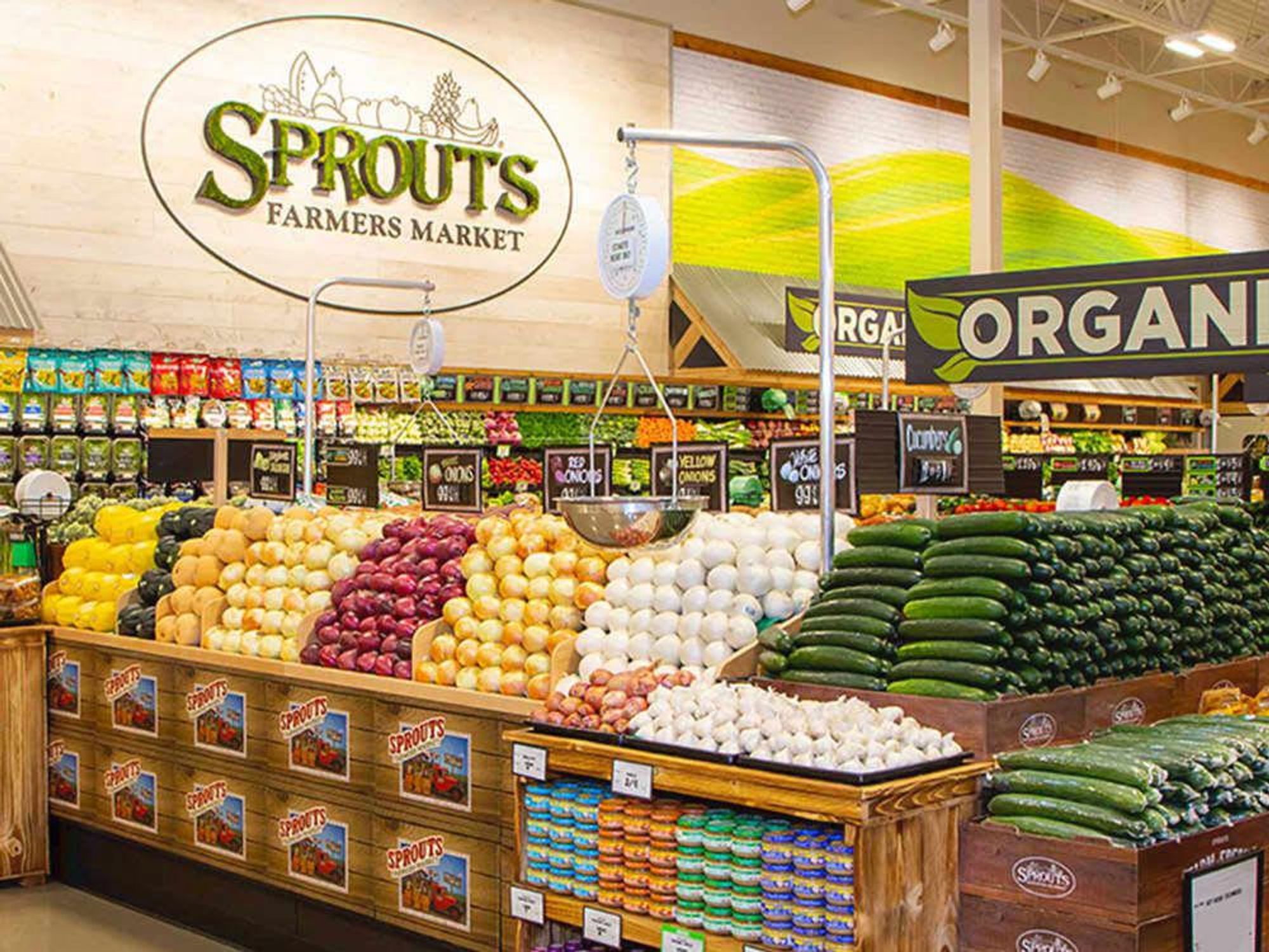 Sprouts grocery store farmers market produce section