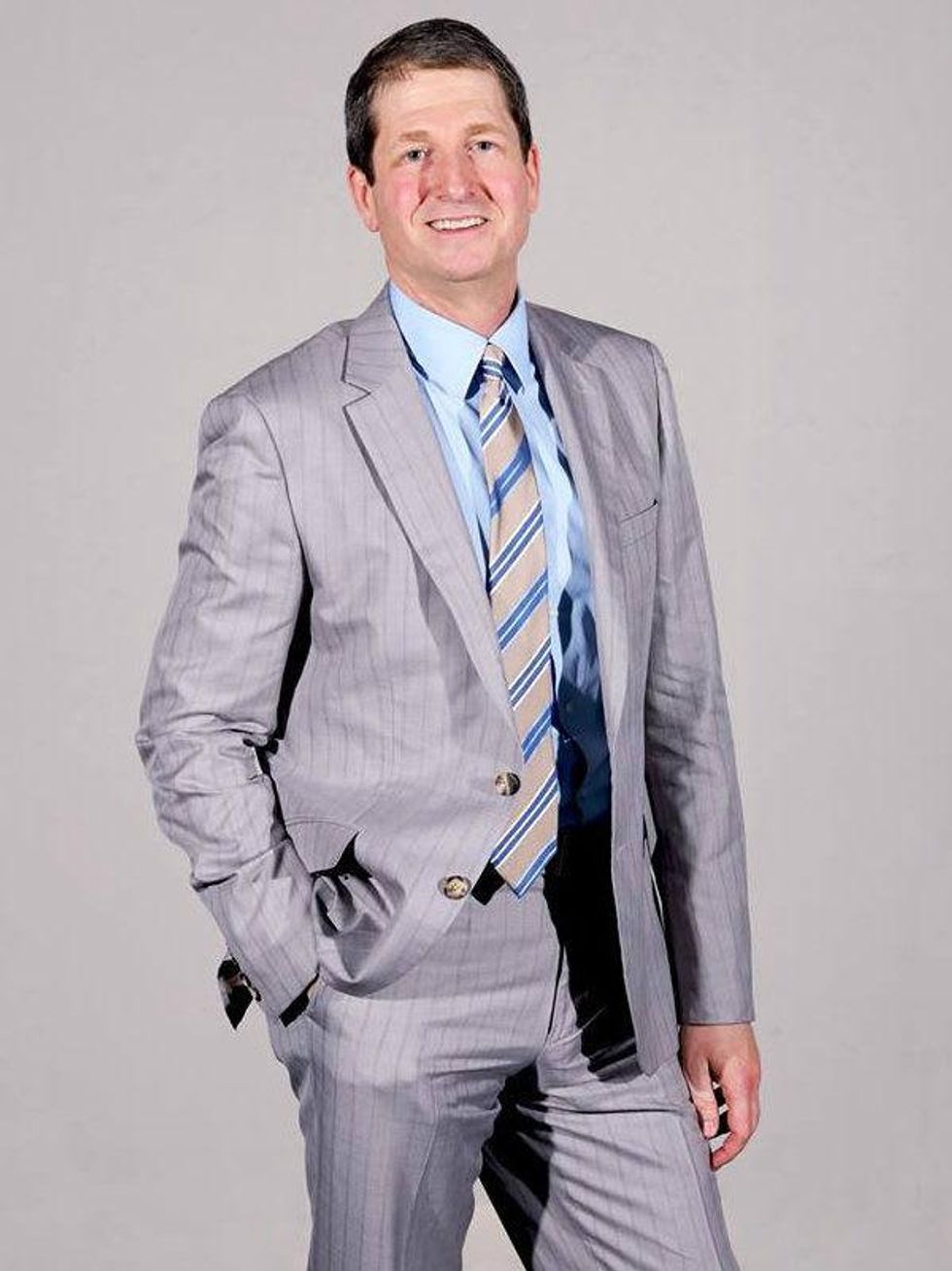 Stan Graner stars in "Black Tie" at WaterTower Theatre