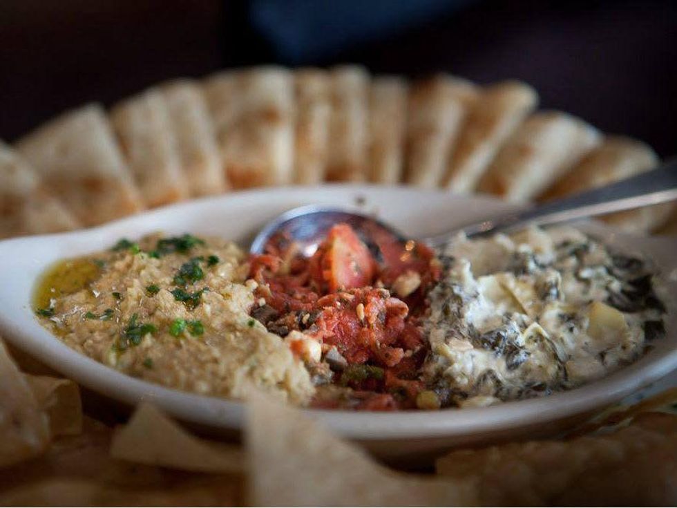 State & Allen Lounge