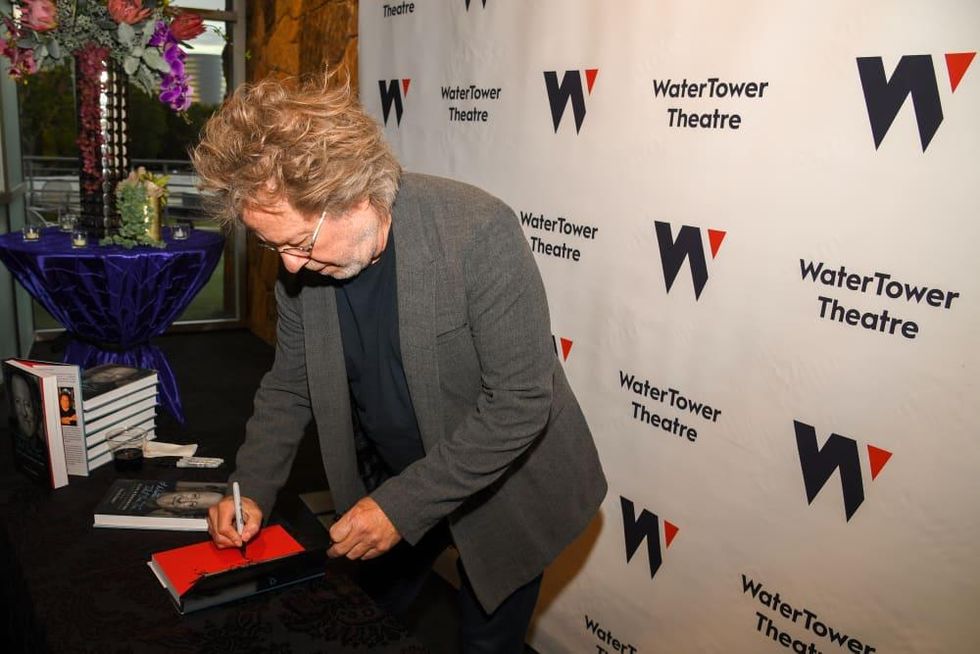 Steve Dorff signing books