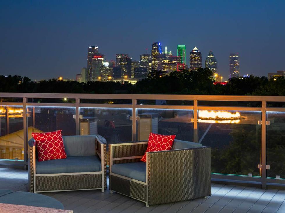Strata Dallas roof deck