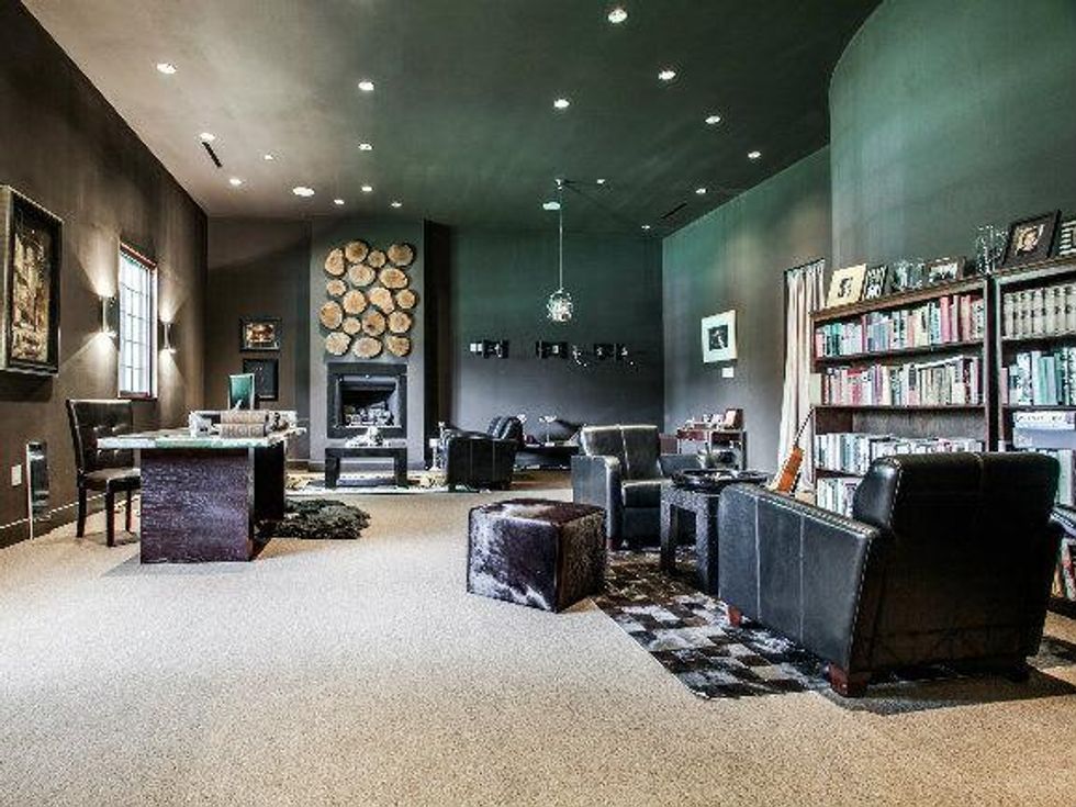 Study at 8211 Inwood Rd. in Dallas