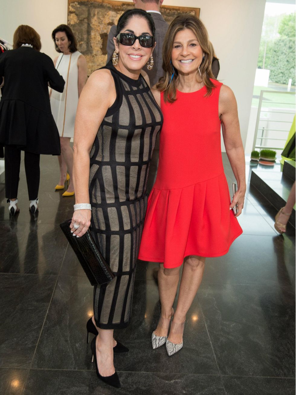 Sue Gragg, Lisa Perry