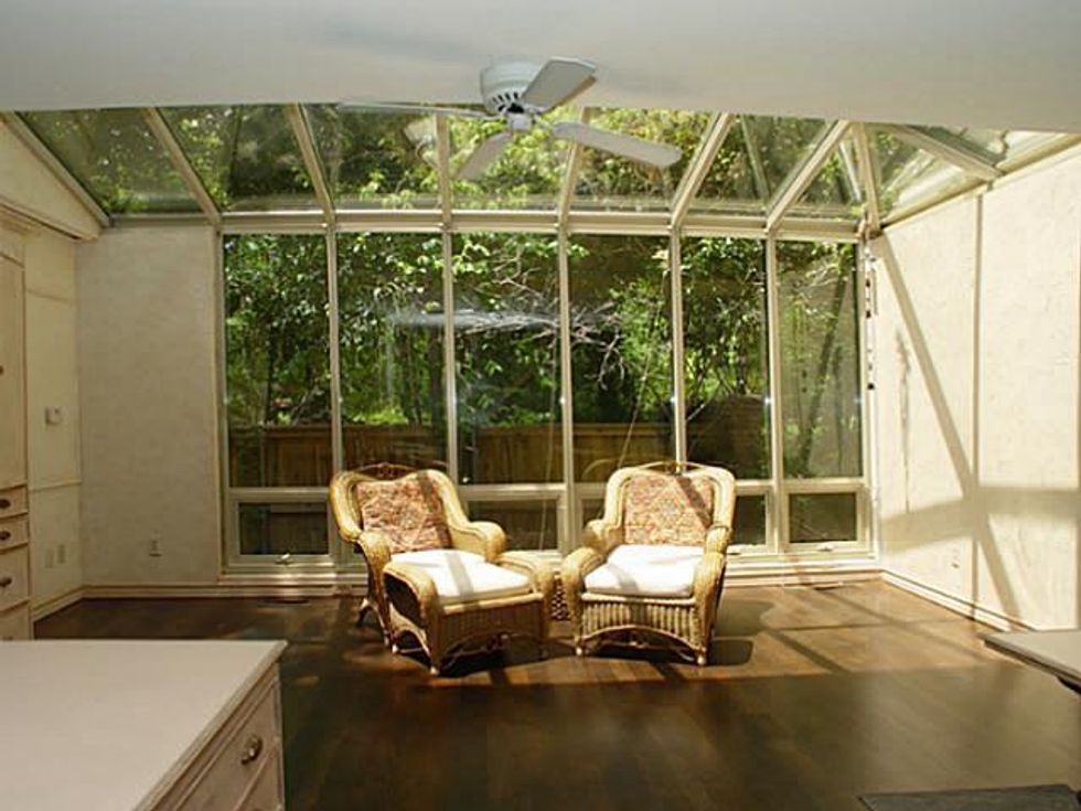 Sunroom at 6915 Edelweiss Circle in Dallas