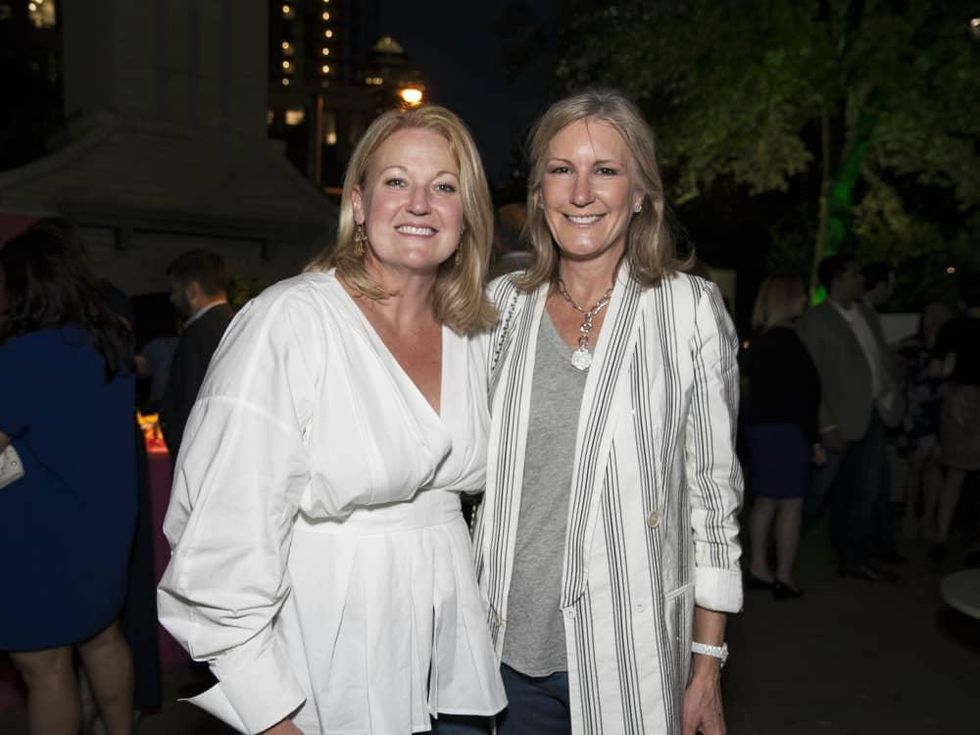 Susan Scull, Wanda Gierhart