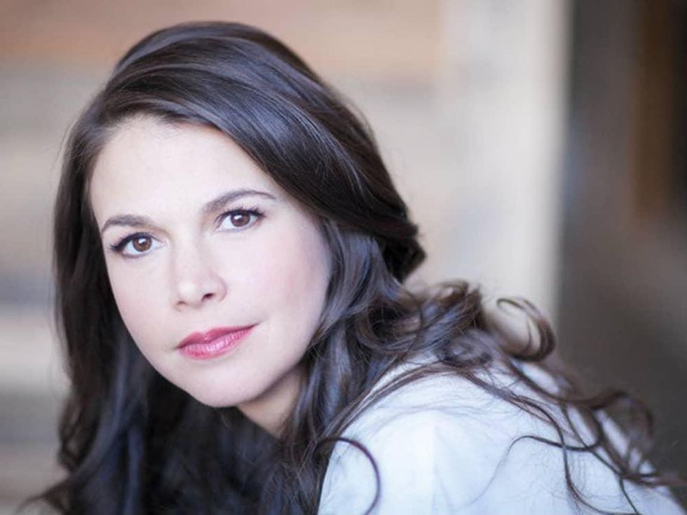 Sutton Foster