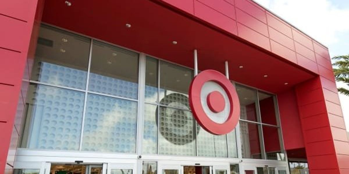 Aim to open 2 stores in Dallas, including mall in Oak Cliff