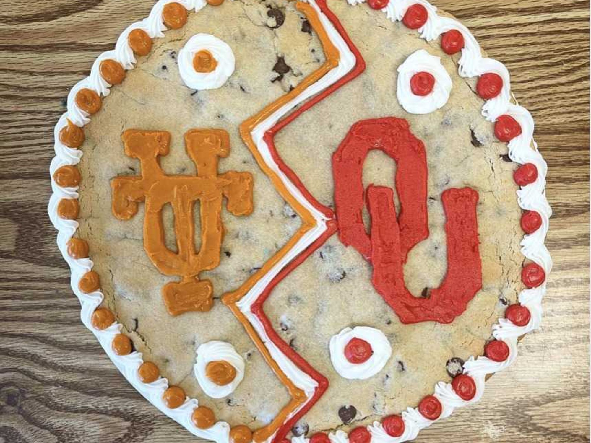 Texas-OU cookie cake