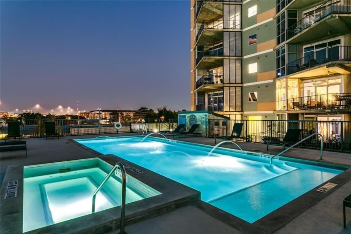 The Beat Lofts has a great pool. CultureMap Dallas