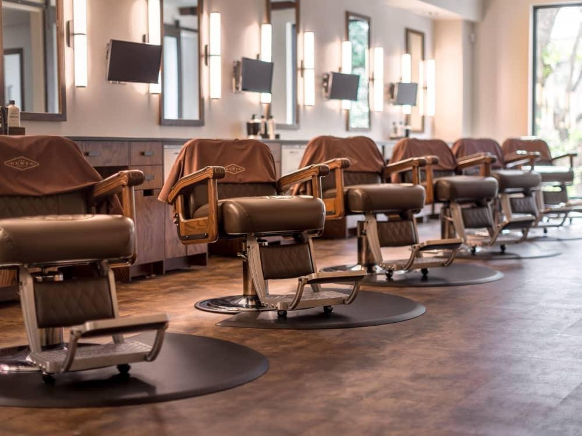 The Gents Place, barbershop, Star at Frisco