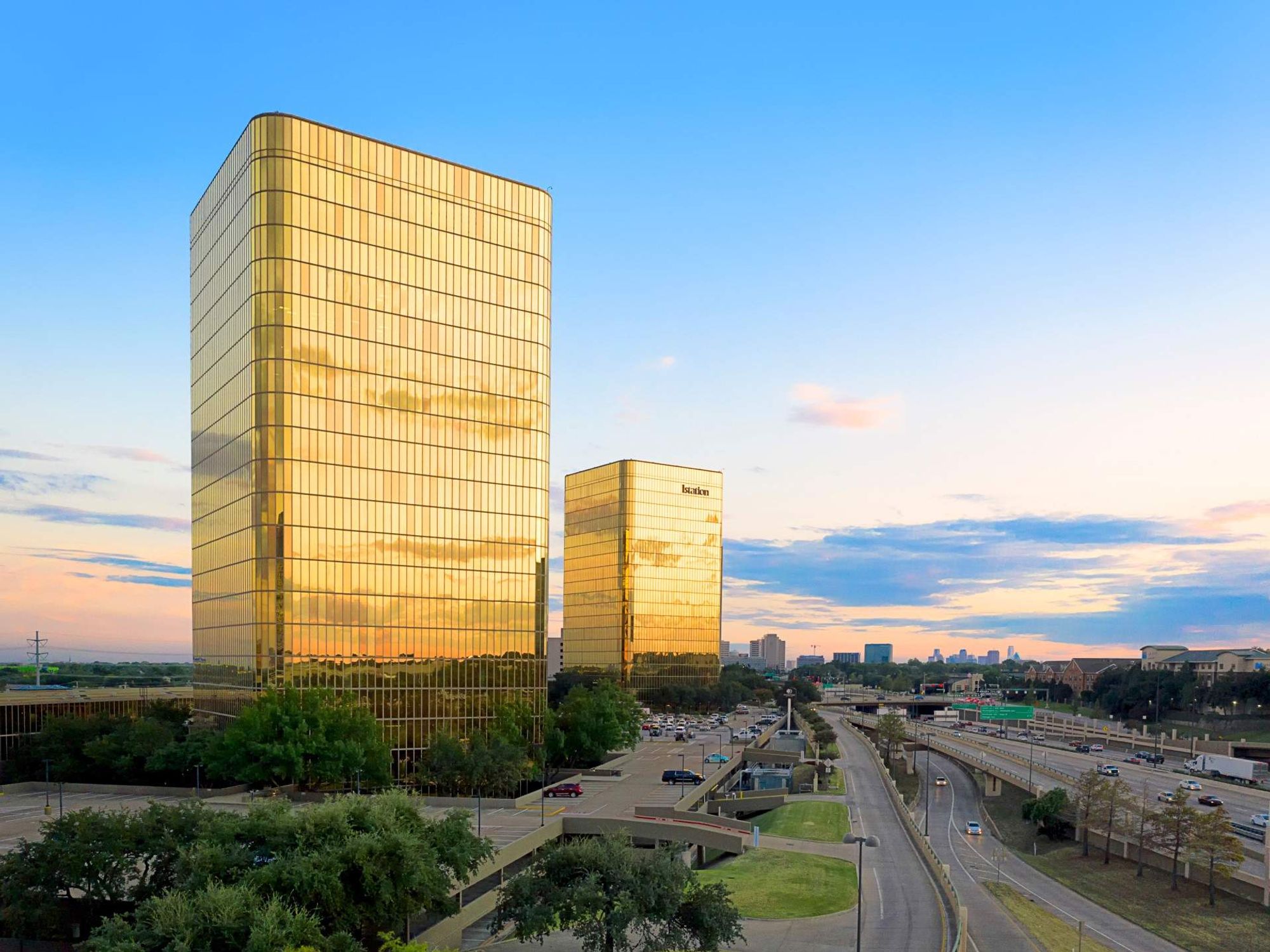 The Gild, Campbell Center, gold buildings