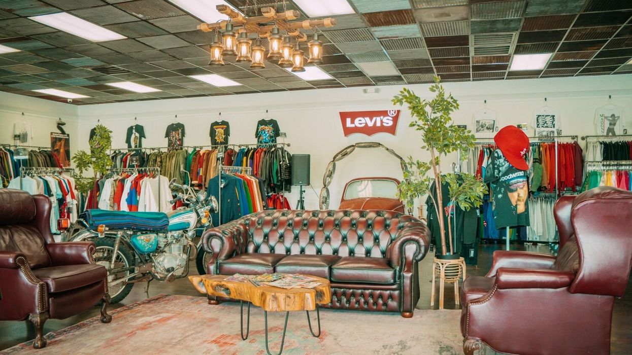 vintage dress shops houston tx ROUNDHOUSE - Updated July 2026 - 201 Roberts St, Houston, Texas - Used, Vintage & Consignment - Phone Number TOP 10 BEST Vintage Clothing