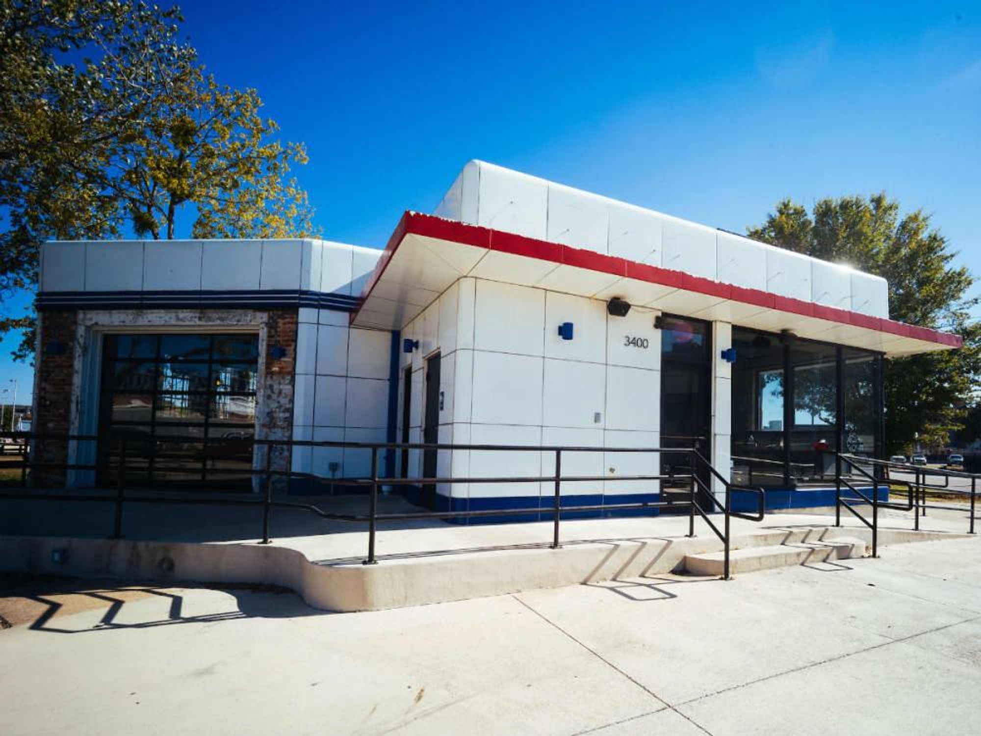 Thunderbird/Bowls & Tacos