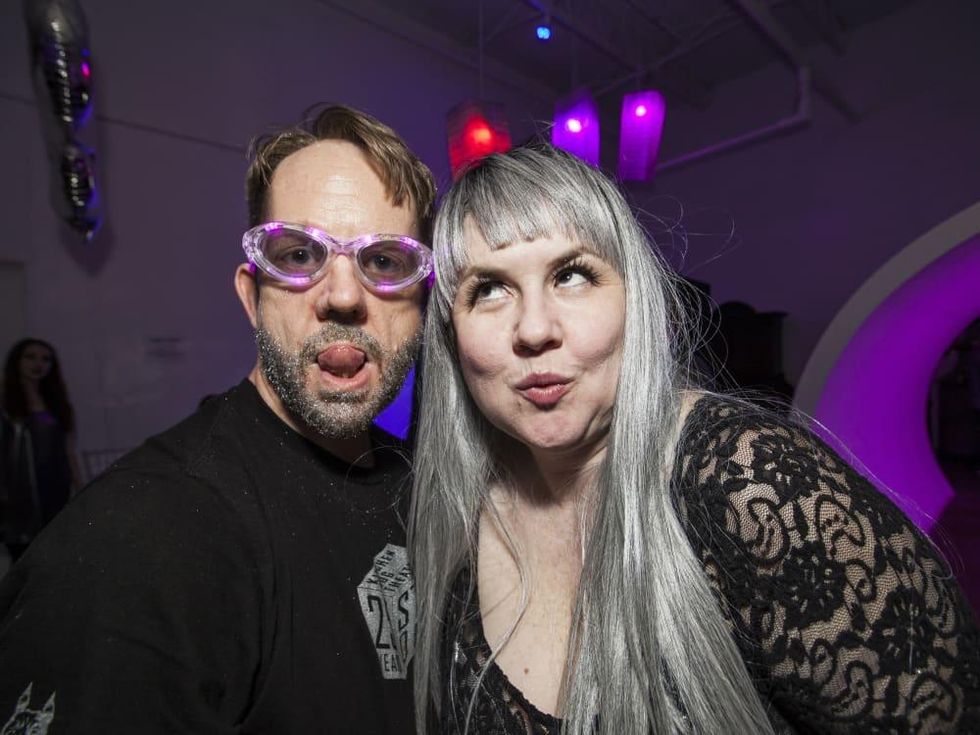 Tim Johnson, Tina Parker