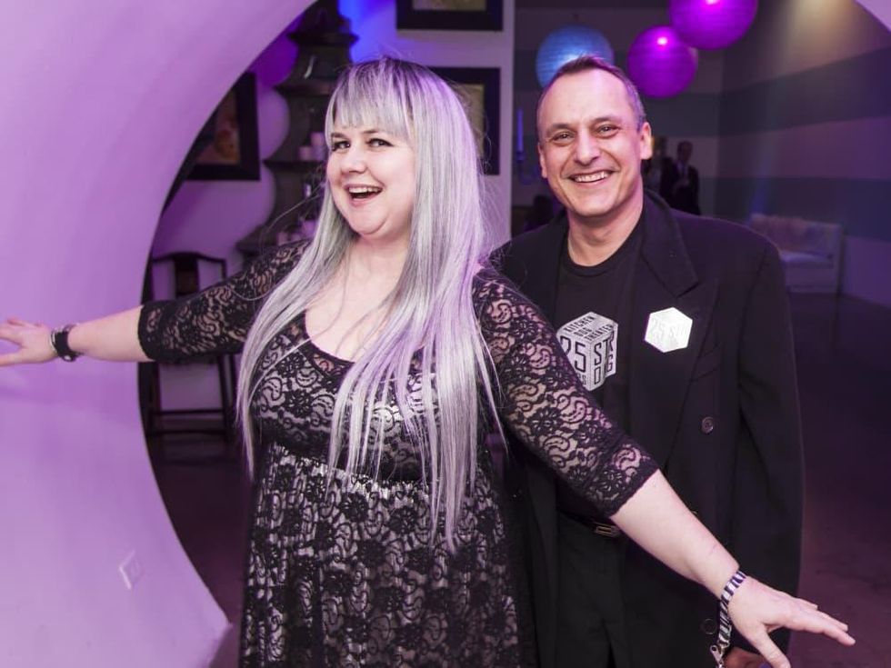 Tina Parker, Chris Carlos