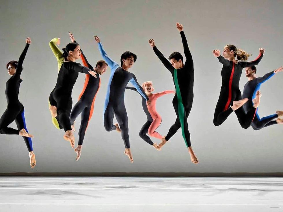 Titas presents Doug Varone and Dancers