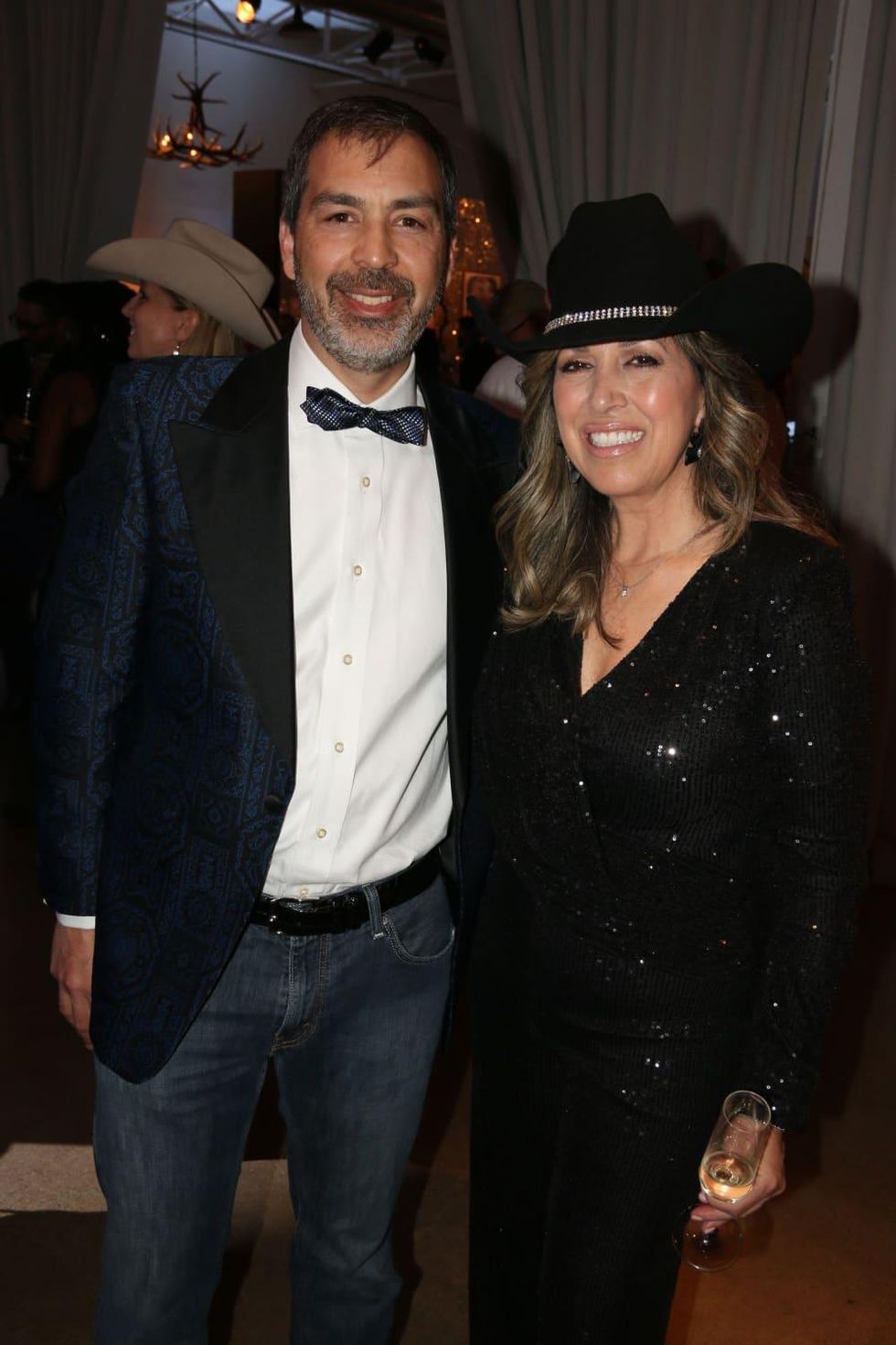 Tom Bakewell, Janet Hunter