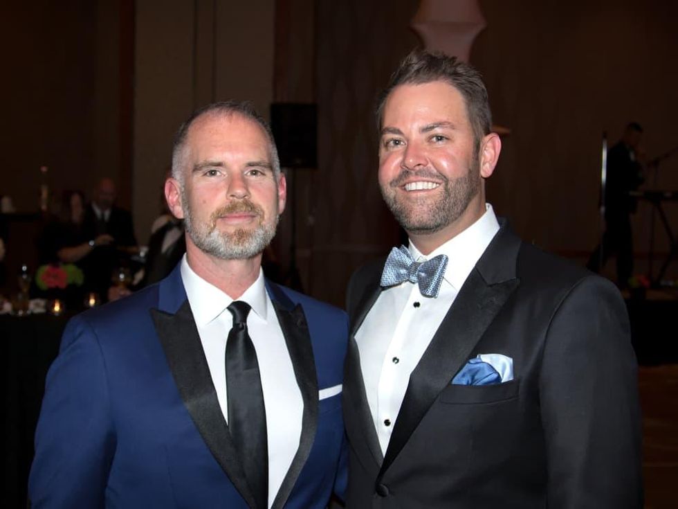 Tom Bucherie, Jon Leach