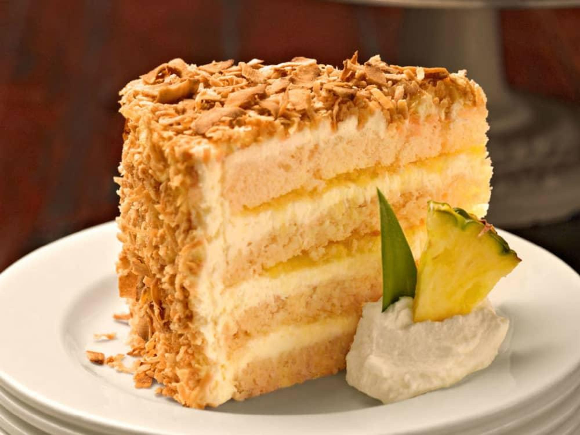 Tommy Bahama, pina colada cake