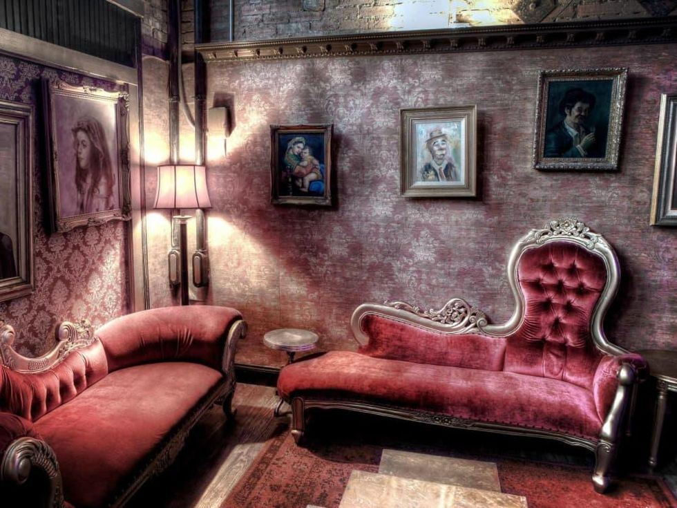 Truth & Alibi in Deep Ellum