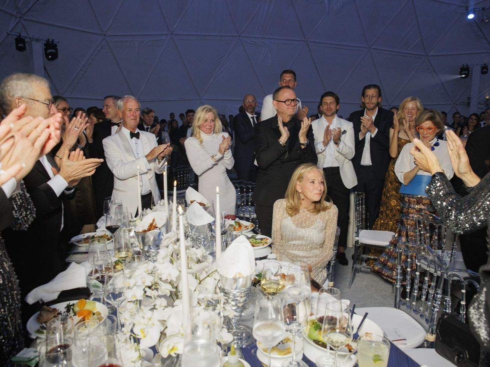 Final Two x Two Gala raises $10M for amfAR and DMA in Dallas ...