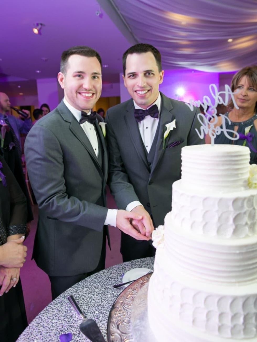 Upshaw wedding, cake cutting