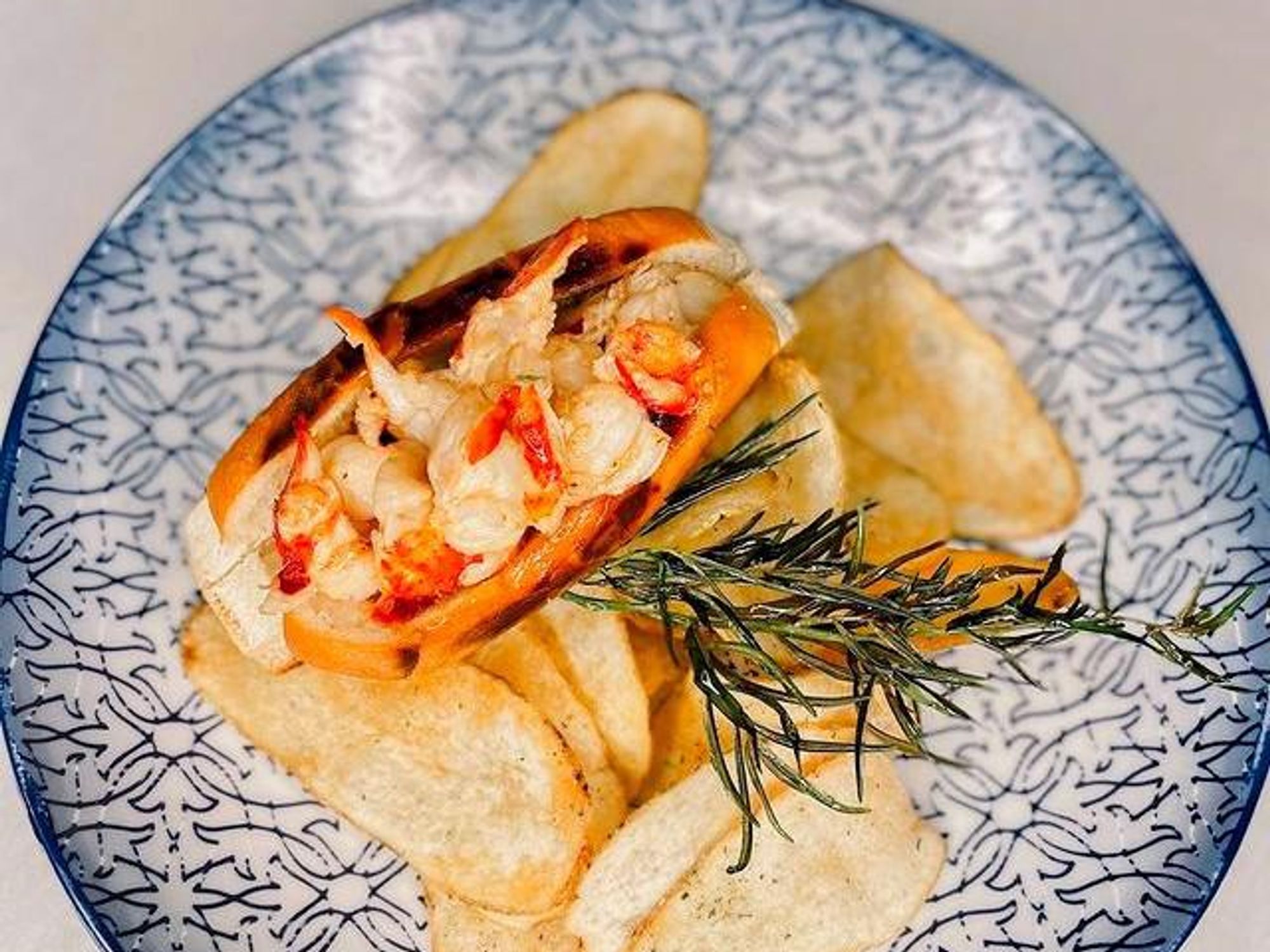 Urban Seafood Plano lobster roll