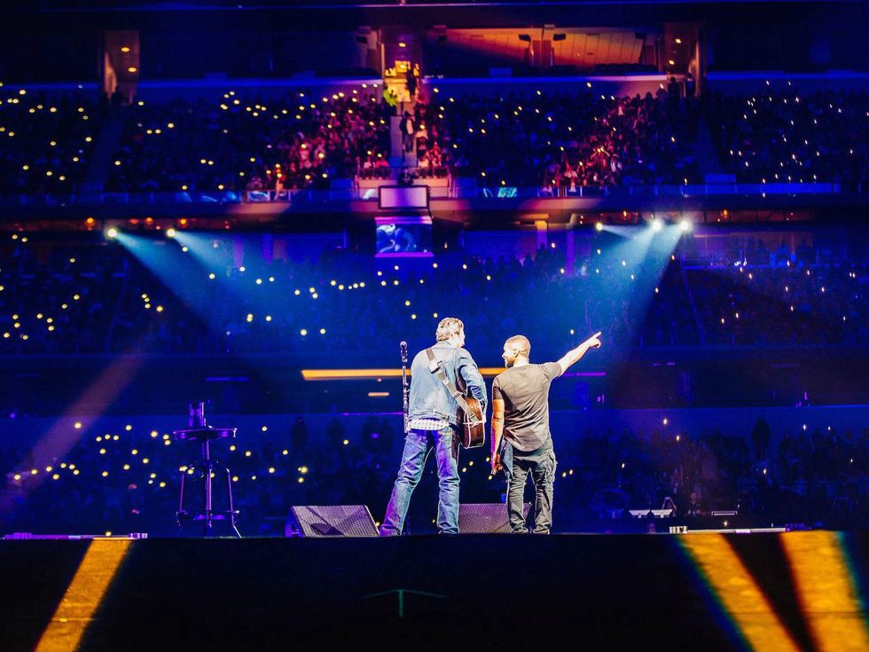 usher, blake shelton, unite forever gala
