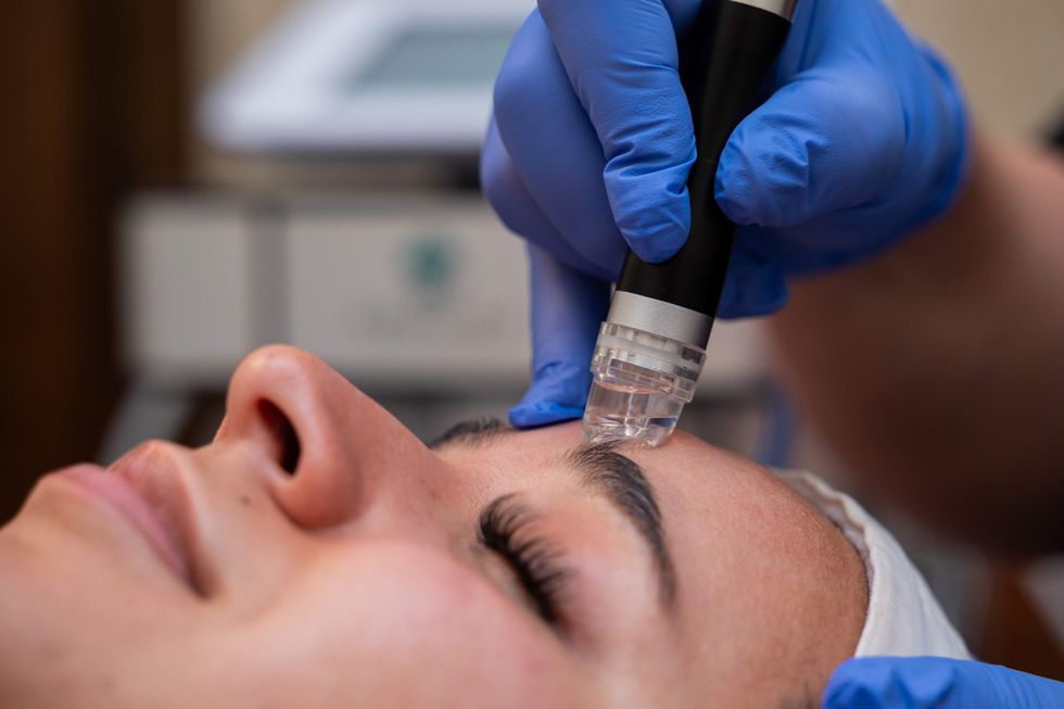 Vivian's Boutique Spa hydrofacial