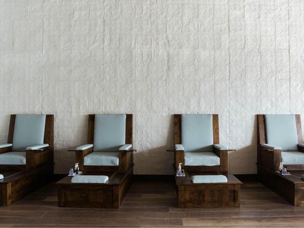 Vivian's Boutique Spa pedicure chair