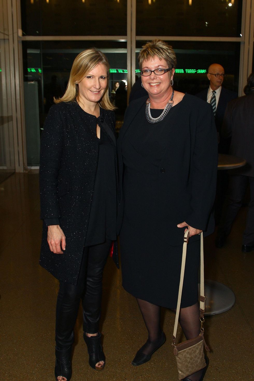 Wanda Gierhart, Kirsten James