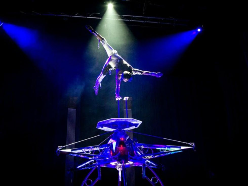 WaterTower Theatre presents Cirque Holidays