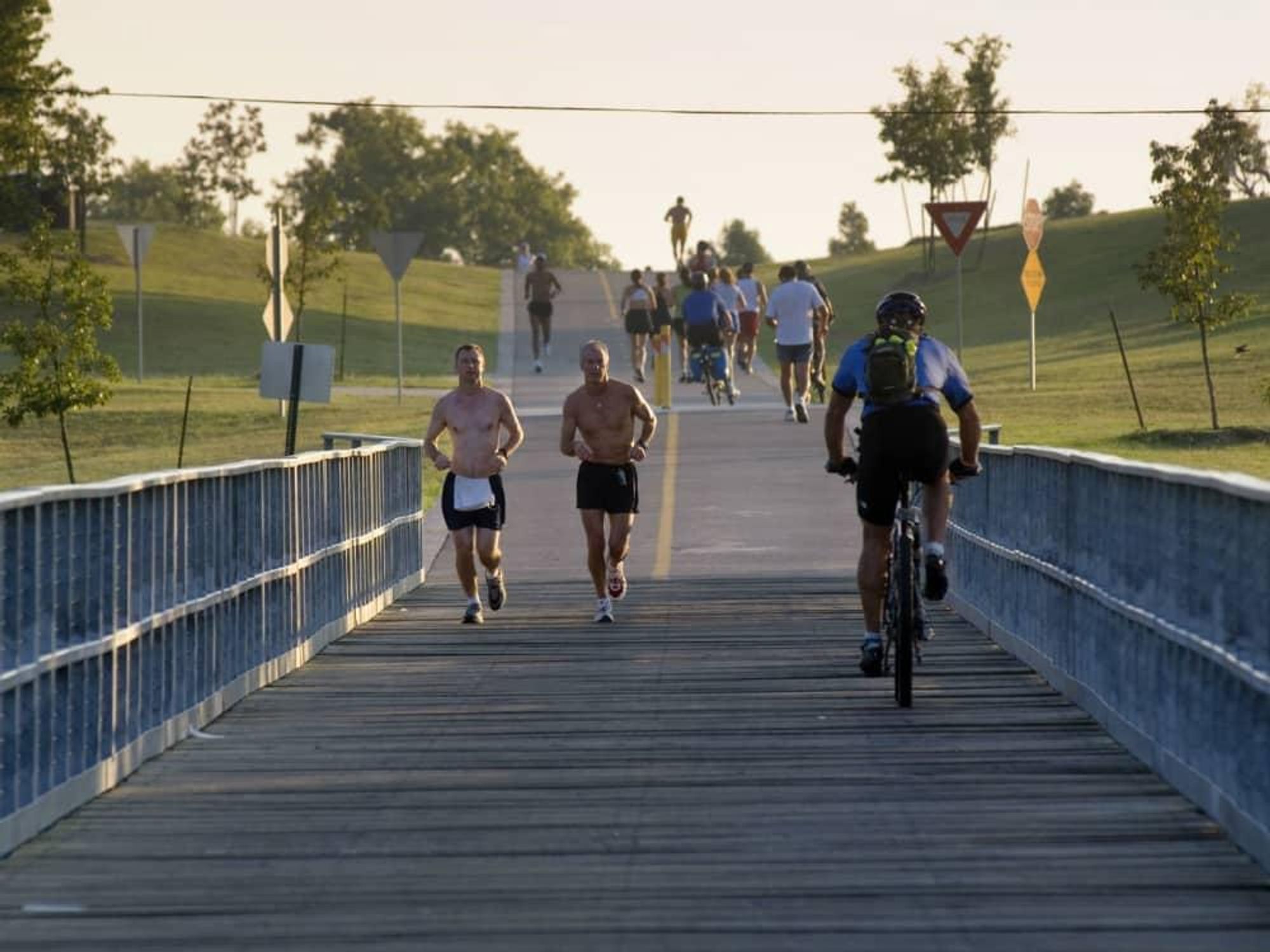 White Rock Lake runners
