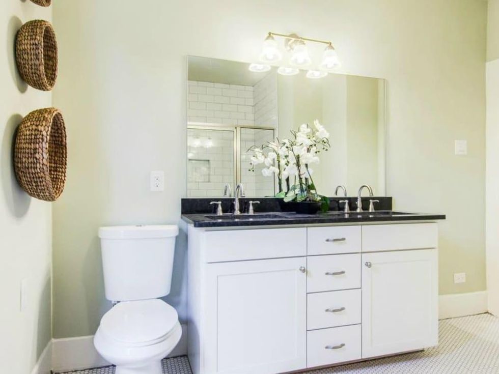 Winnetka Heights Home for Sale