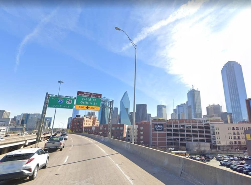 Woodall Rodgers freeway