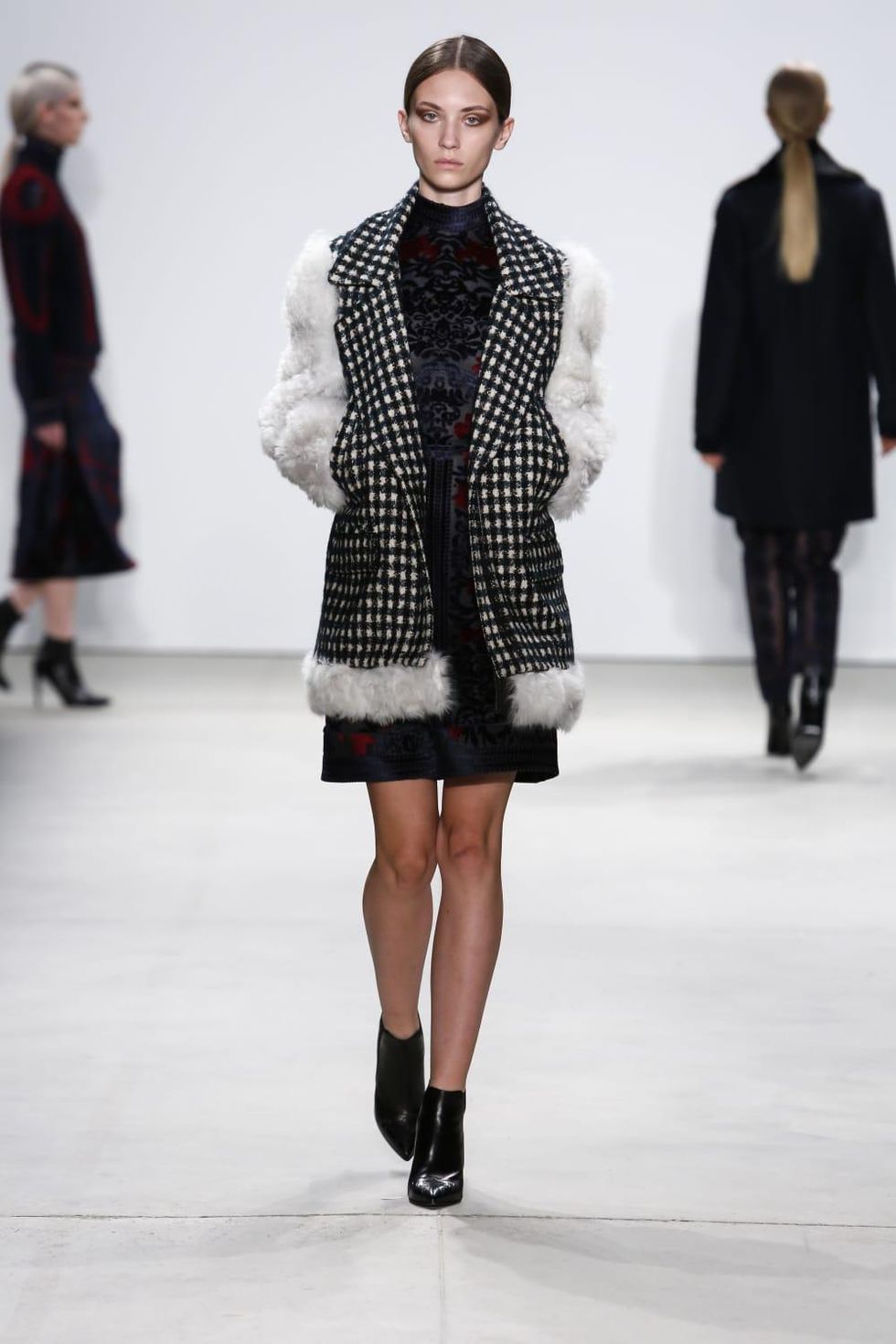 Yigal Azrouel fall 2016 collection look 17