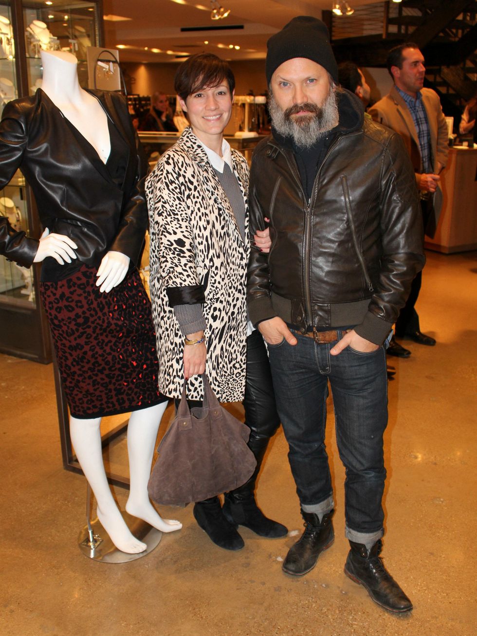 yosi samra, holiay flats fete