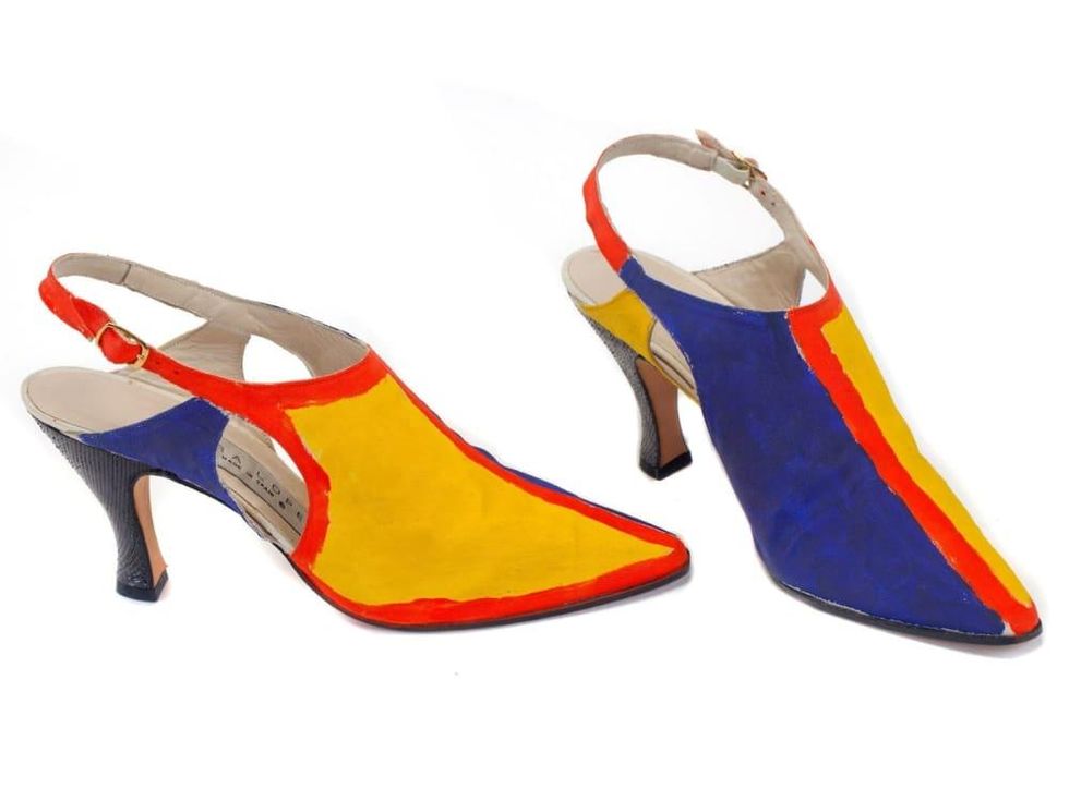 Zapatos (Shoes), 1991, Canvas & Silk, Meadows Museum